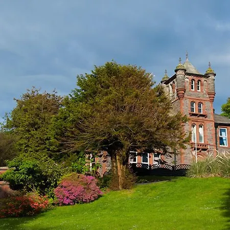 Brockwood Hall בית נופש מילום